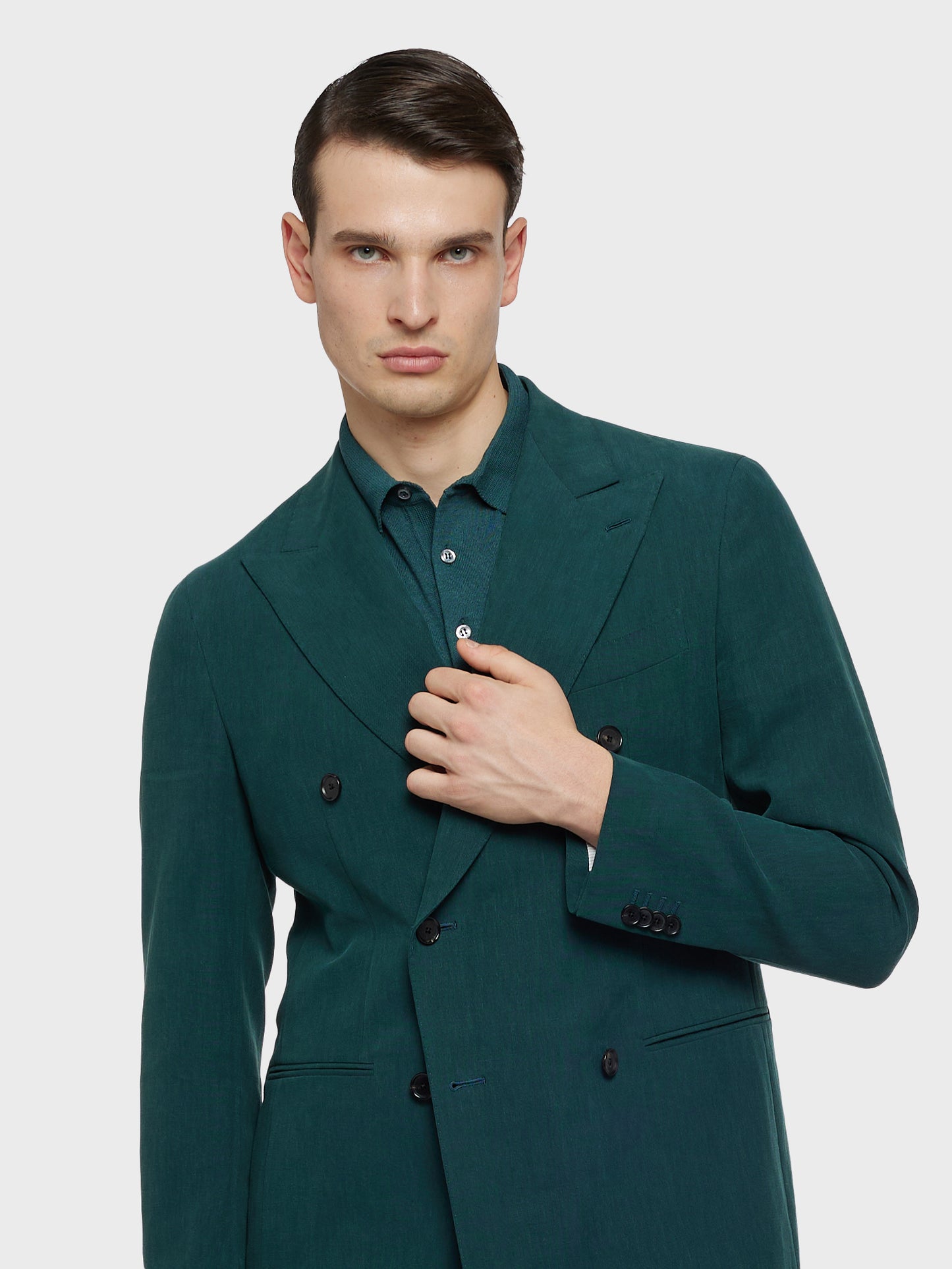 Caruso Menswear Abbigliamento Uomo Abiti Abito aida doppiopetto in lino verde look 5