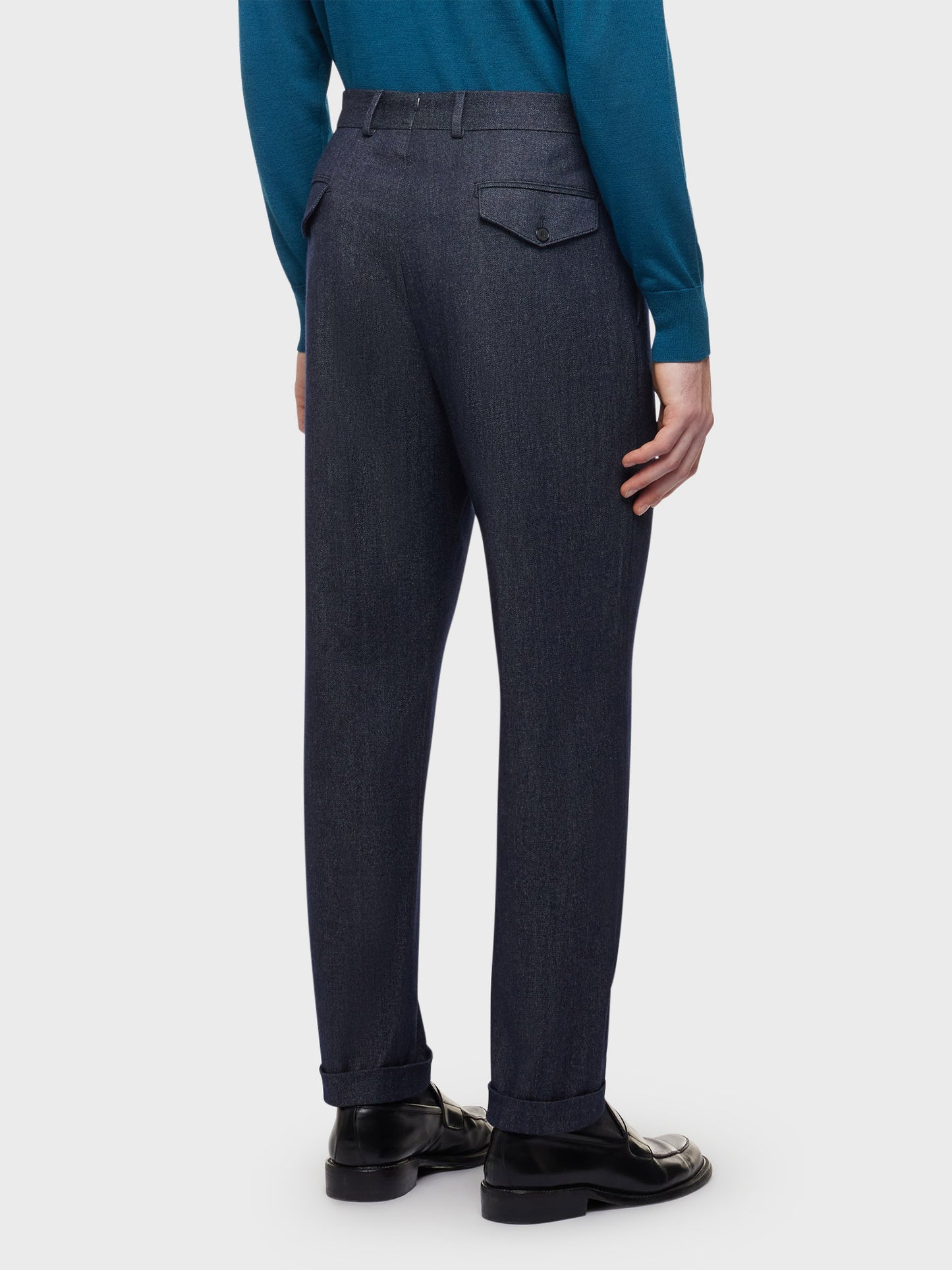 Caruso Menswear Abbigliamento Uomo Pantalone in lana e cotone denim blu indossato back