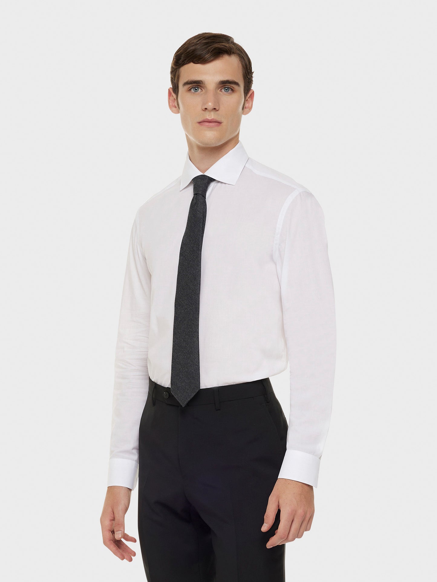 Caruso Menswear Abbigliamento Uomo Cravatta in flanella di lana grigia indossato