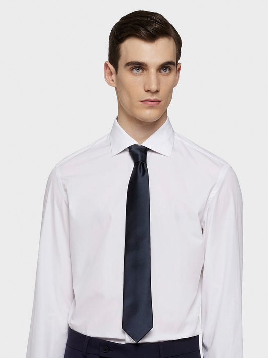 Caruso Menswear Abbigliamento Uomo Cravatta in seta blu indossato