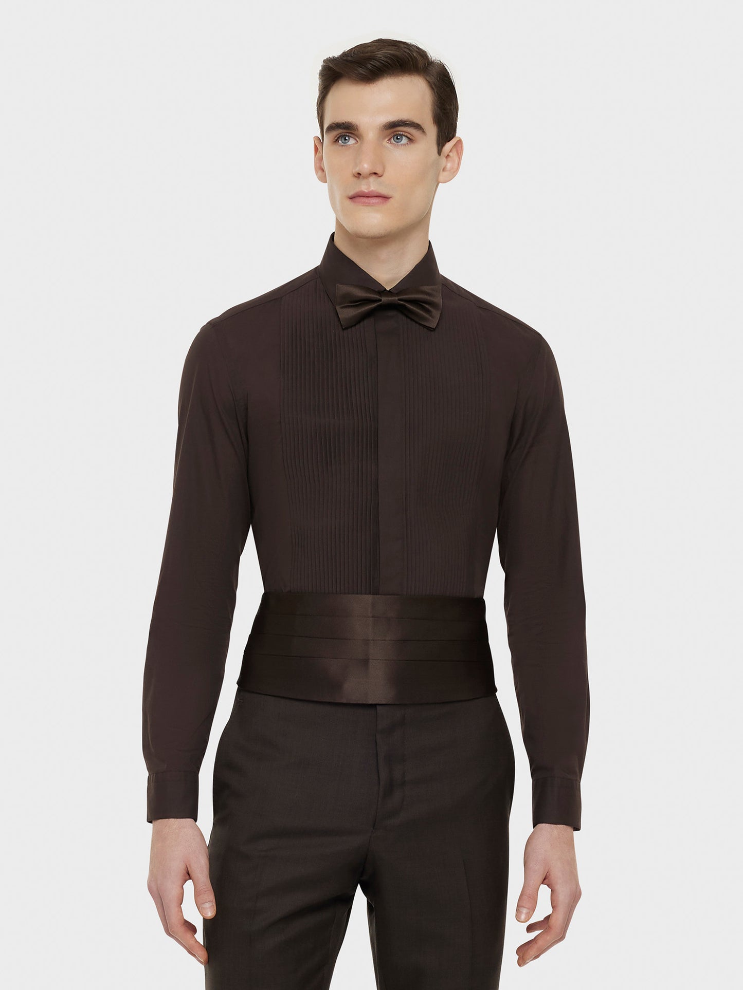 Caruso Menswear Abbigliamento Uomo Fascia smoking in seta marrone indossato