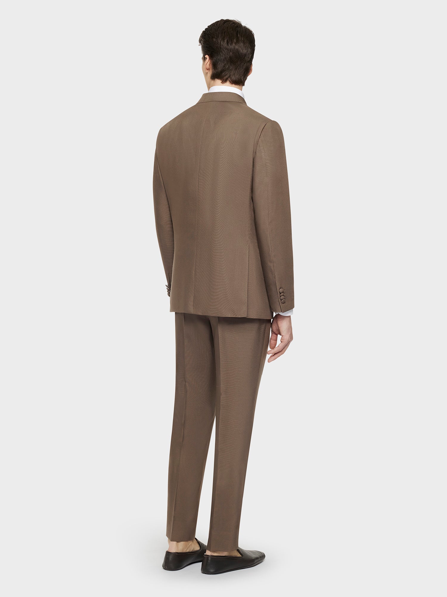 Caruso Menswear Abbigliamento Uomo Abiti Abito norma doppiopetto in shantung di seta color tartufo look 3