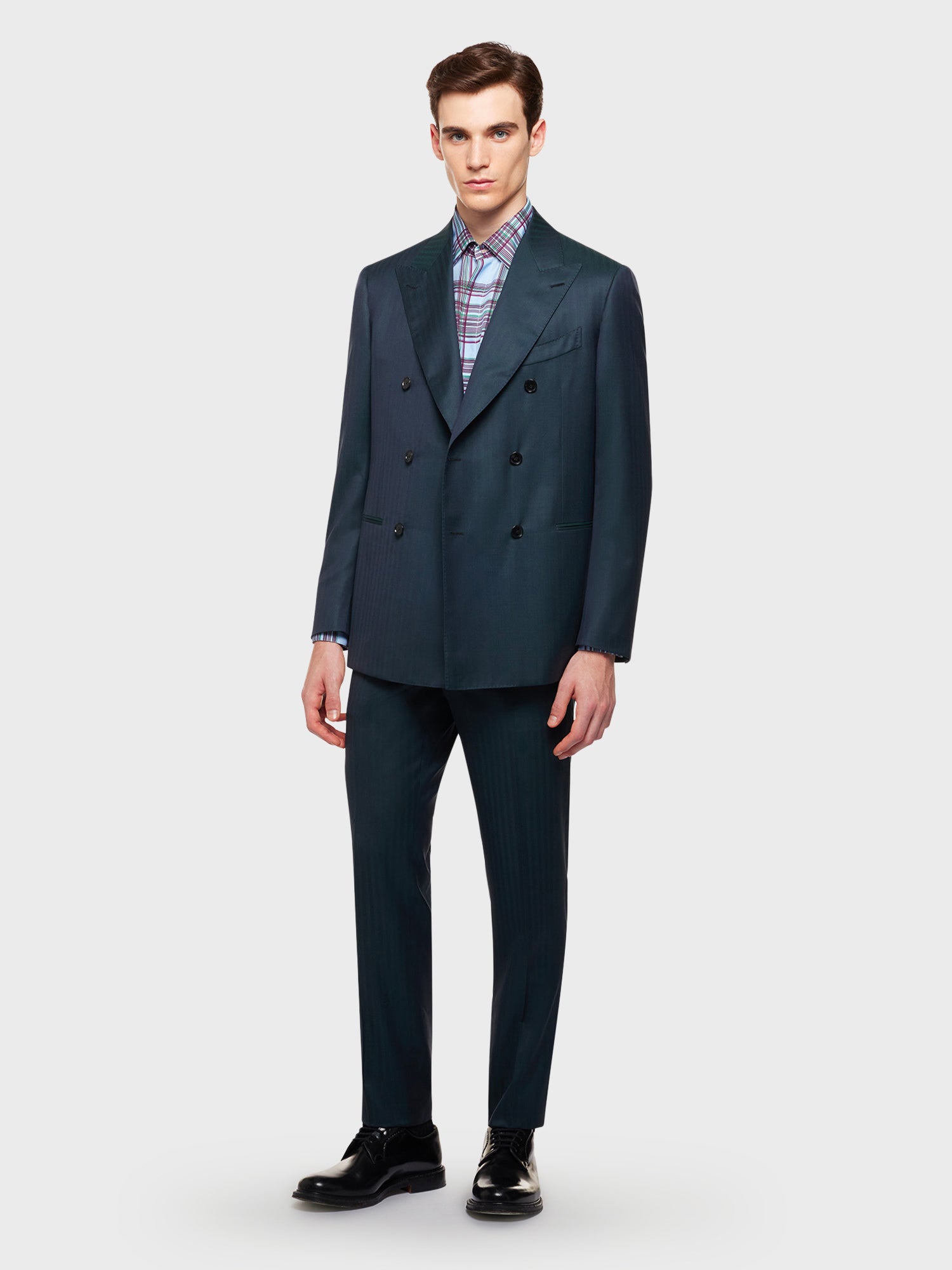 Caruso Menswear Abbigliamento Uomo Abito norma doppiopetto in solaro di lana e seta verde total look