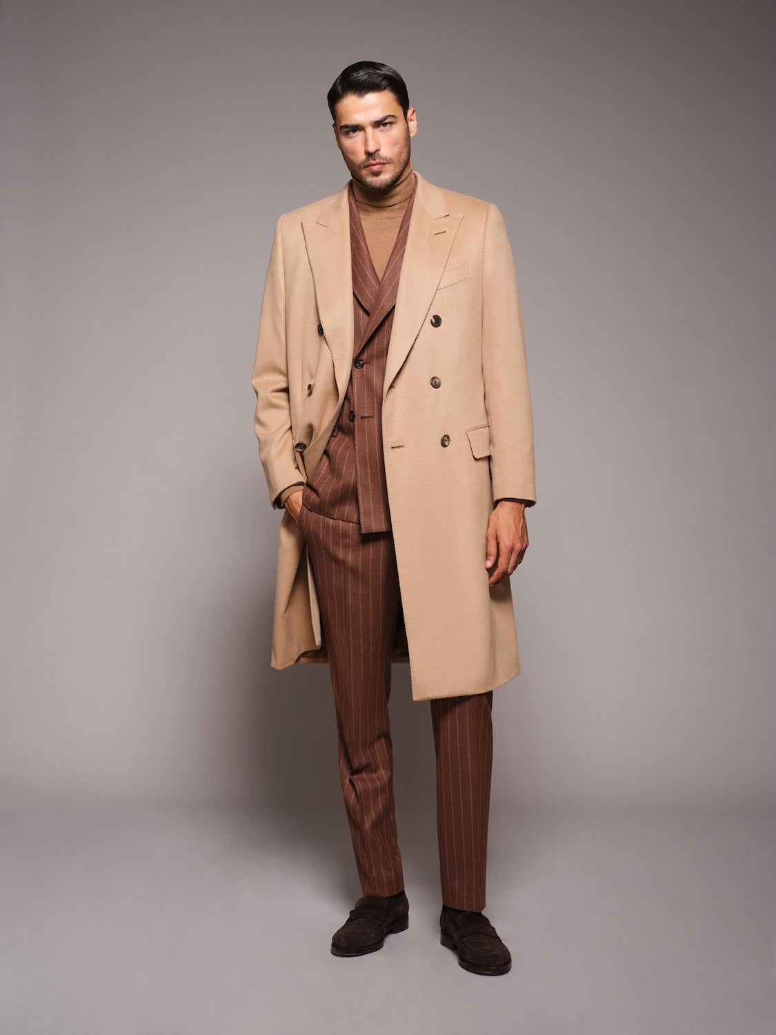 Cappotto Norma doppiopetto in cammello beige