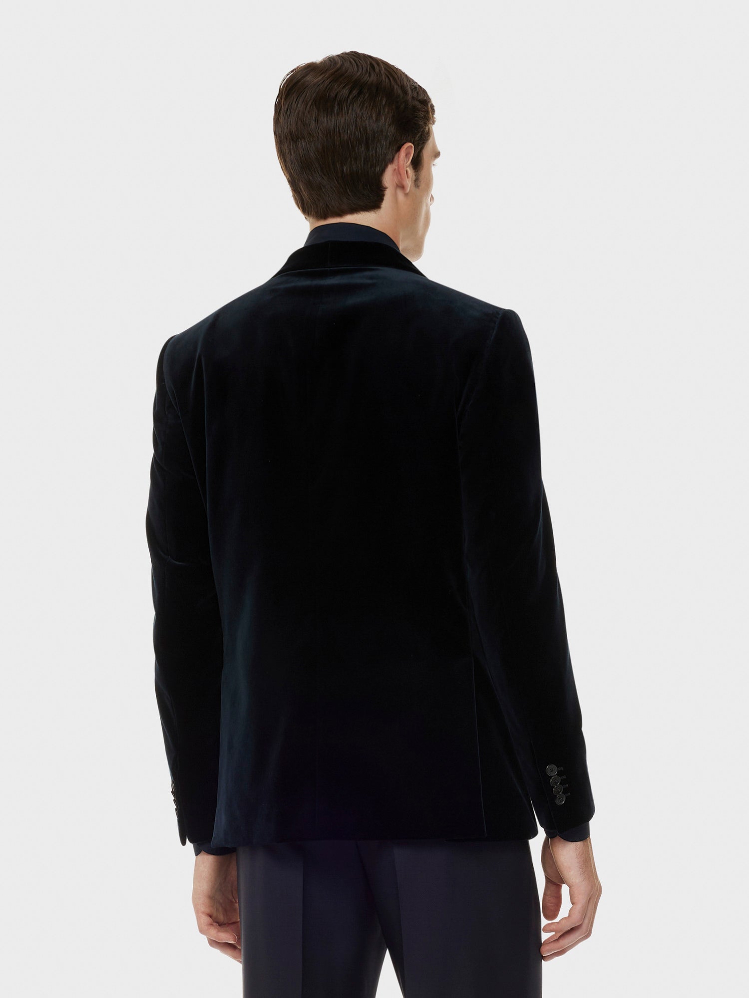Caruso Menswear Abbigliamento Uomo Giacca da sera manon in velluto blu notte indossato back