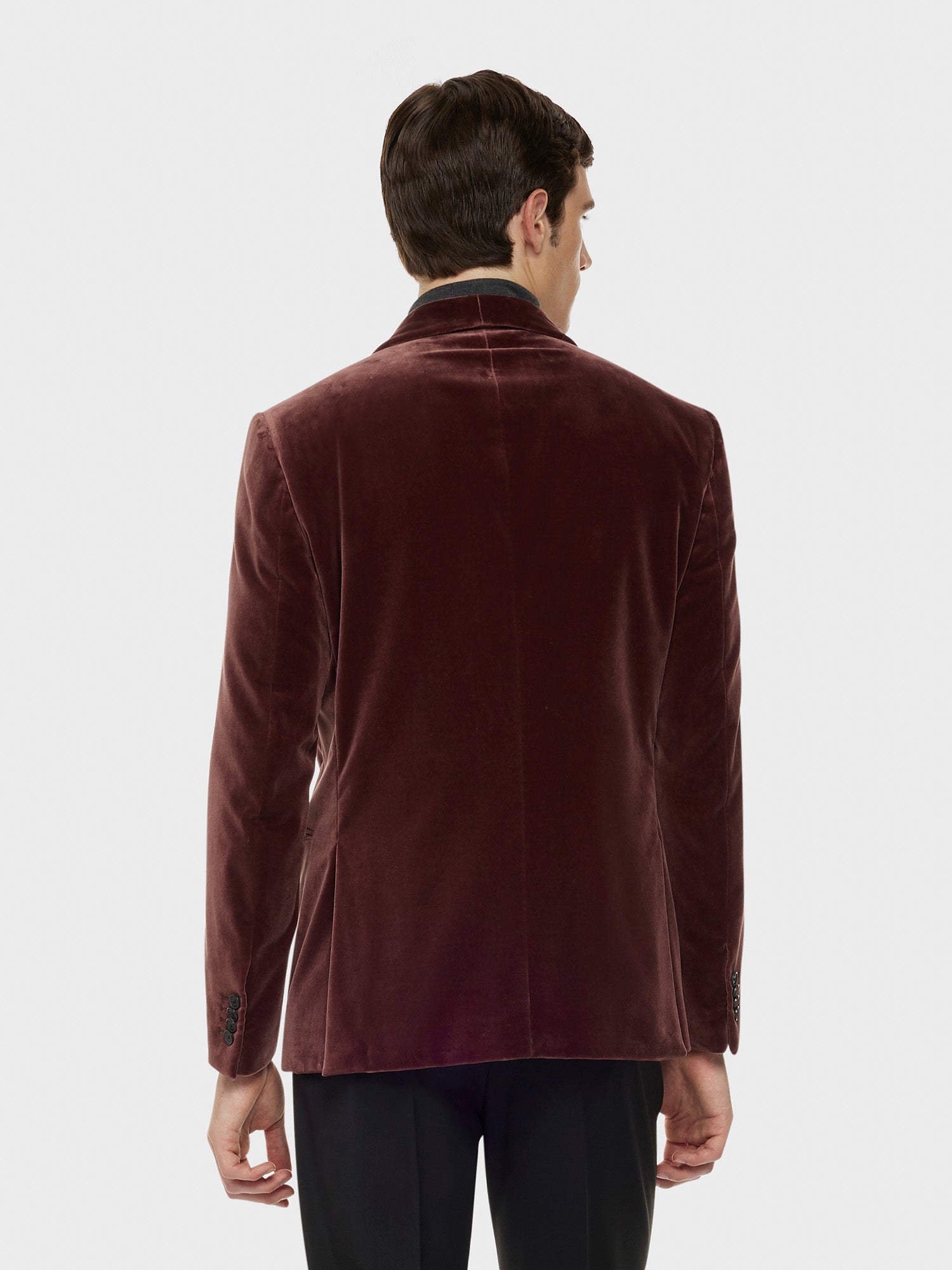 Caruso Menswear Abbigliamento Uomo Giacca da sera manon in velluto bordeaux indossato back