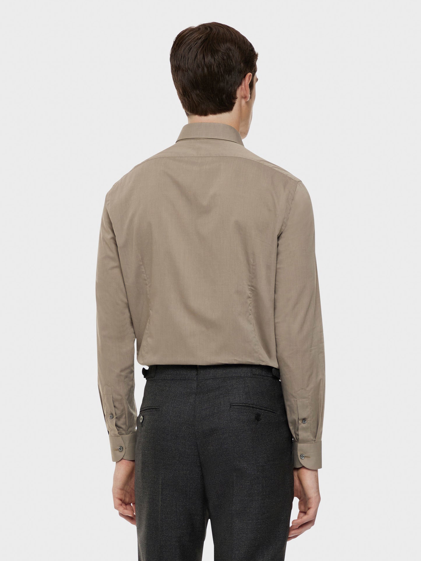 Caruso Menswear Abbigliamento Uomo Camicia coreana in cotone color sabbia indossato back