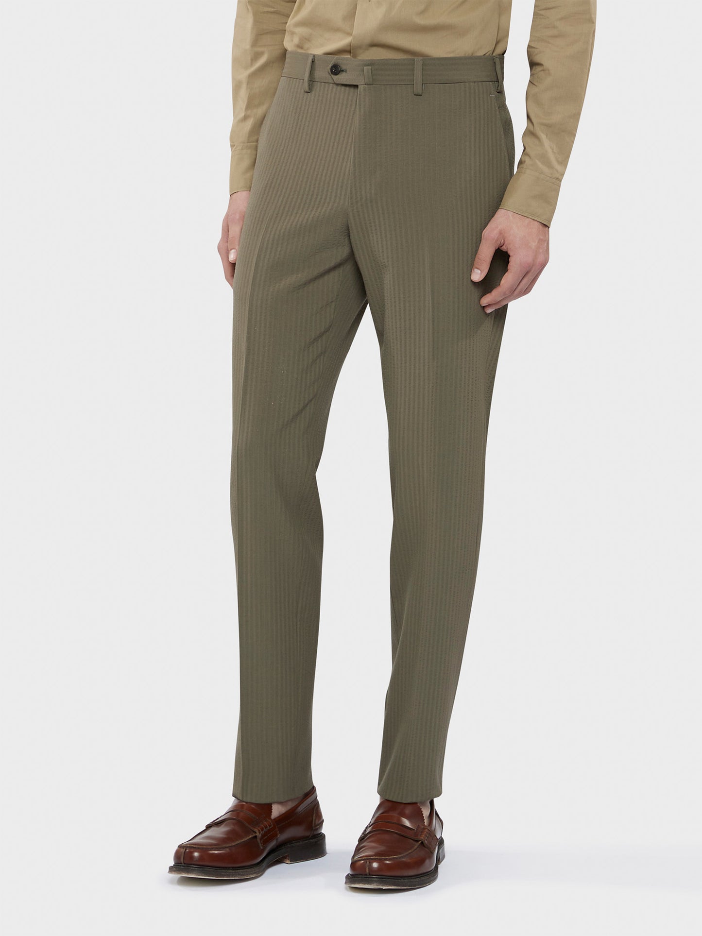 Caruso Menswear Abbigliamento Uomo Abito Aida in Seersucker di lana verde militare drop 8R dettaglio pantaloni